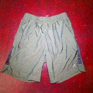 Athletic shorts 32-34